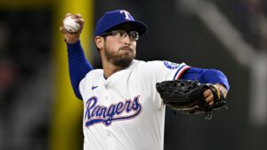 Rangers acquire José Ruiz and cash from the Braves for Dane Dunning in swap of right-handers