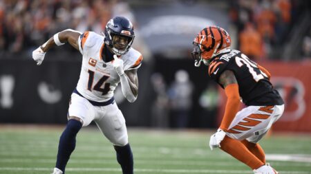 Courtland Sutton agrees to four-year extension with Broncos