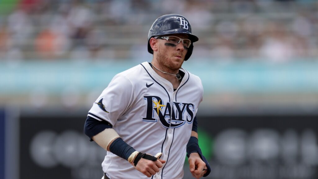 Rays trade catcher Danny Jansen to his hometown Brewers for minor league infielder