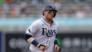 Rays trade catcher Danny Jansen to his hometown Brewers for minor league infielder