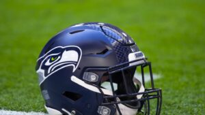 Seahawks agree to terms with second-round pick Elijah Arroyo
