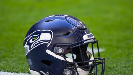 Seahawks agree to terms with second-round pick Elijah Arroyo