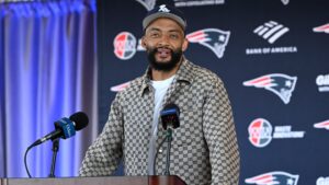 Carlton Davis passes physical after starting camp on NFI list
