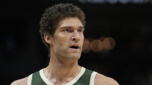 Brook Lopez talks about a sort of homecoming, signing with Clippers