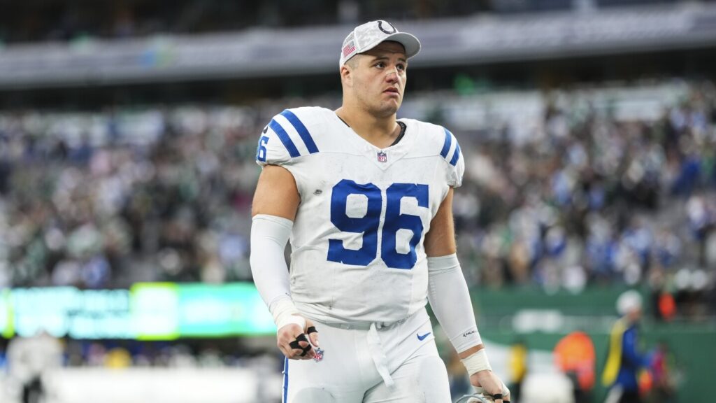 Bengals sign Taven Bryan, McTelvin Agim