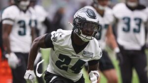 Eagles sign second-round pick Andrew Mukuba