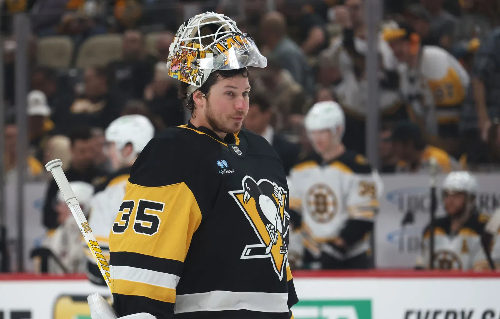 Penguins Facing Uncertain Goalie Split Entering 2025-26 Season