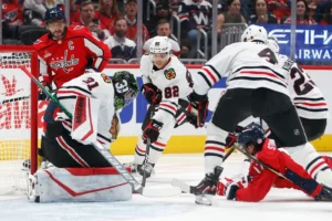 NHL News: Former Blackhawks Goalie Retires
