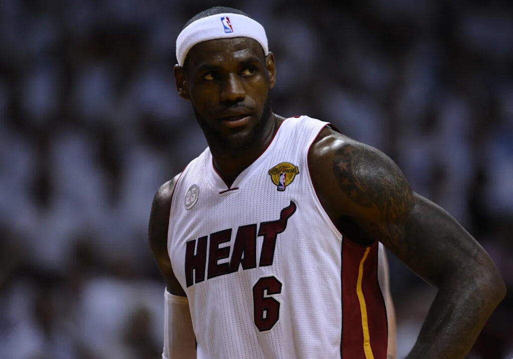 DOJ: Ex-Heat security staffer stole millions in game-worn gear from team, including LeBron James Finals jersey that later sold for .7M