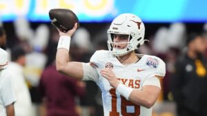 Archie Manning says Arch Manning won’t leave Texas after the 2025 season