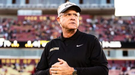 UCF defensive back claims Gus Malzahn left for FSU without a proper meeting: ‘He just got up and left’