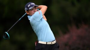 Akie Iwai, trying to join twin as LPGA winner this season, leads in Portland