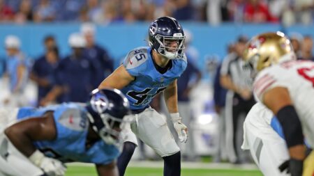 Eagles sign LB Chance Campbell