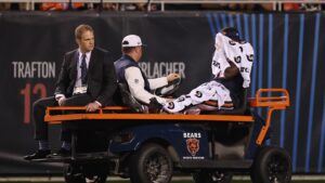 Bears lose Terell Smith for season with knee injury
