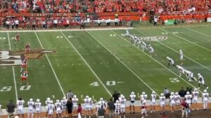 WATCH: Bowling Green starts Eddie George era in style by returning opening kickoff for electric 98-yard TD