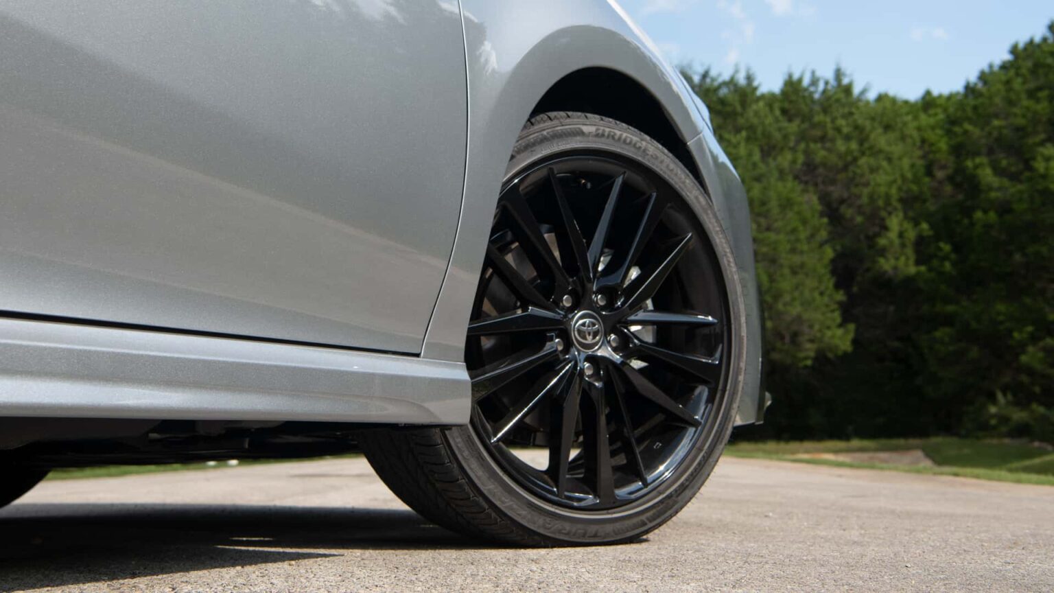 Are Thieves Targeting Toyota Camry Wheels?