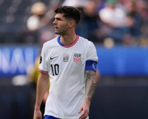 Christian Pulisic, his father and Tim Weah rail against ‘evil’ US soccer critics