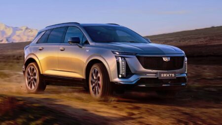 Cadillac Abandons All-EV Plan, Will Refresh XT5 Crossover