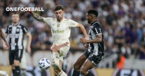 Flamengo take the lead but sit back late on, draw with Ceará