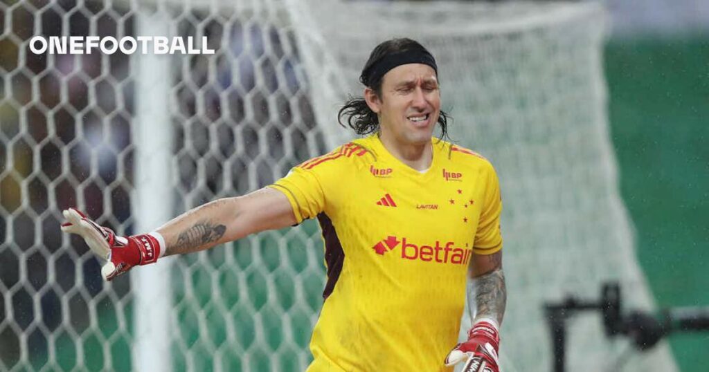 📈 Cássio extends stunning penalty save streak against Cruzeiro
