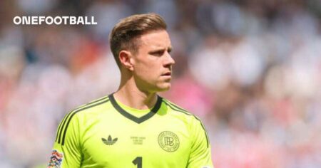 Ter Stegen stripped of Barcelona captaincy over medical dispute