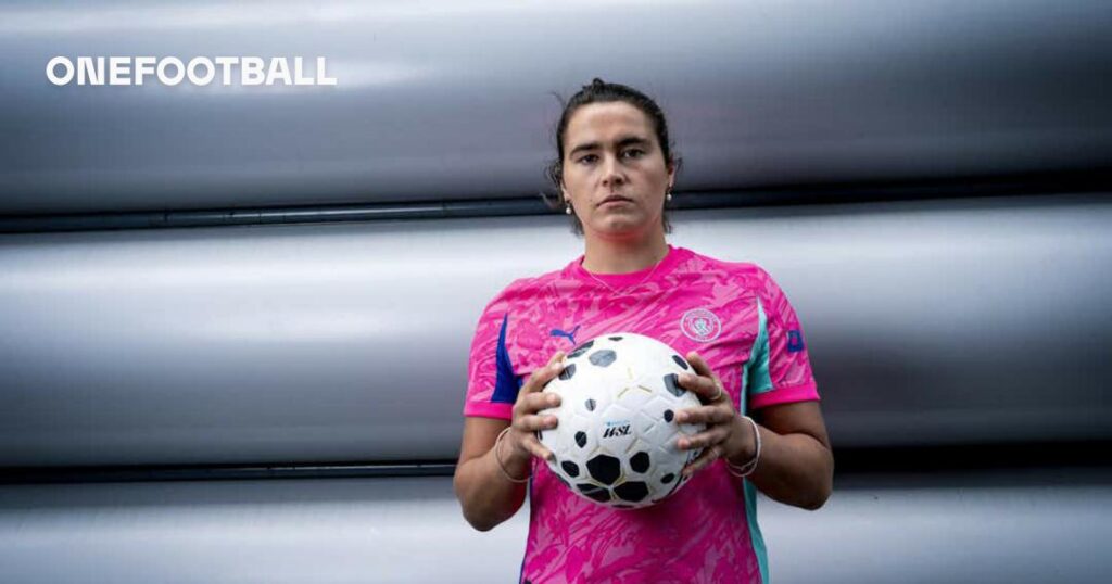Eartha Cumings joins Manchester City