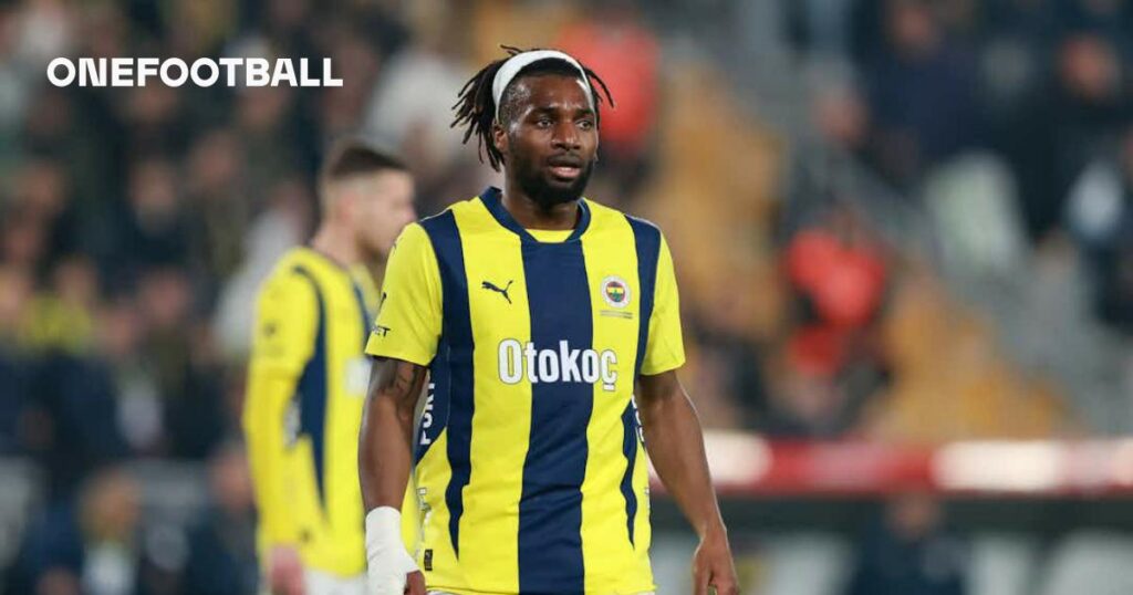 🤯🇫🇷 América fans go wild for Frenchman Allan Saint-Maximin