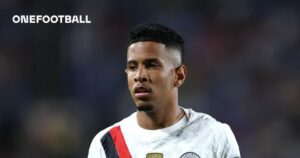 Tottenham ‘open negotiations’ for Man City winger