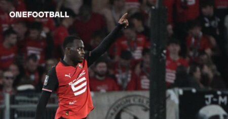 🚨 BREAKING: Nottingham Forest sign French striker Arnaud Kalimuendo