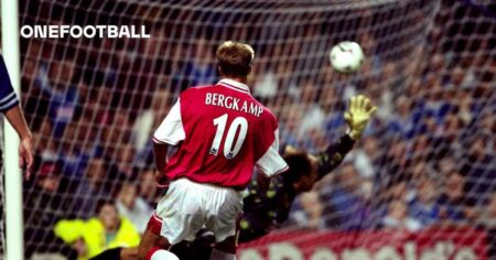 🎥 OTD: Bergkamp seals PL hat-trick with iconic wonder goal
