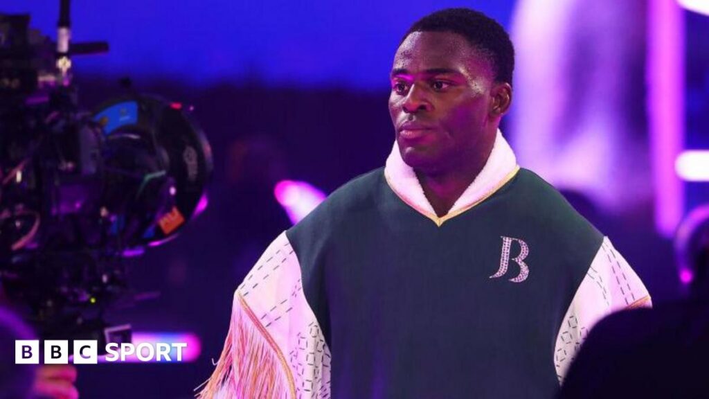 Boxing: Joshua Buatsi signs with Frank Warren’s Queensberry after leaving Boxxer