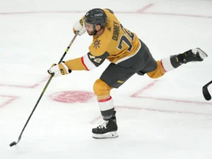 Jake Bischoff And Gage Quinney Sign With KHL's Shanghai Dragons