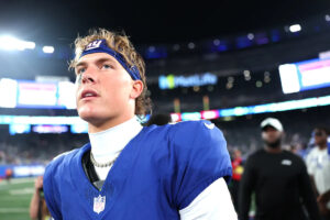 From surprise snaps to voicenotes, Jaxson Dart is finding his way in crowded Giants QB room