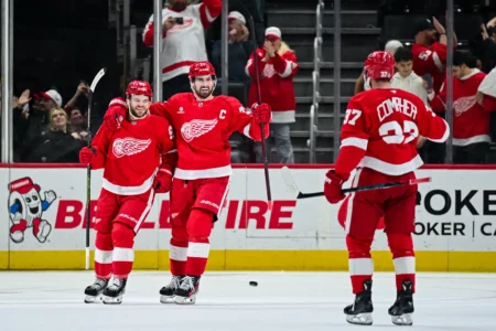 Exclusive: Red Wings 2025-26 Complete Team Preview Released in THN Yearbook