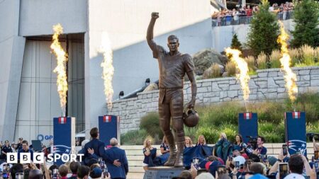 Tom Brady: New England Patriots unveil statue of NFL legend
