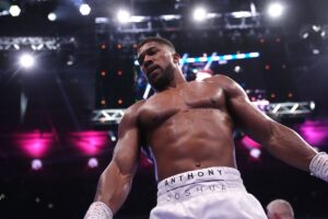 Anthony Joshua responds to Andre Ward callout with playful jibe
