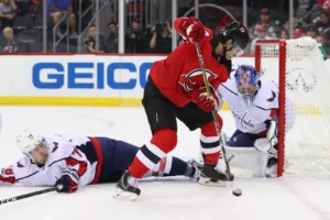 Former Devils Forward Joins New Team