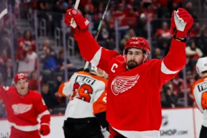 Red Wings' Larkin Cracks NHL Network’s Top 20 Centres List for 2025