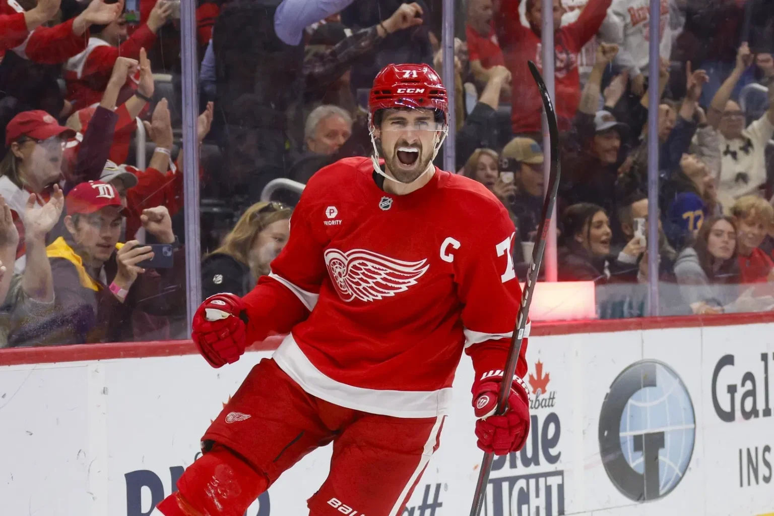 &quot;He Needs To Drag This Team To The Playoffs&quot;: Dylan Larkin Directly Challenged By NHL Insider