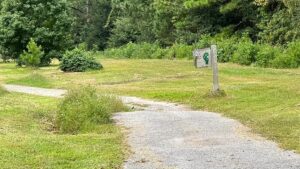North Carolina golf course owners to pack in homes on closed property