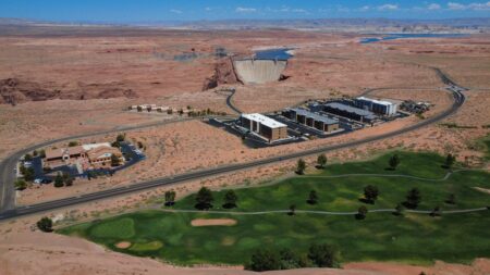 Scenic golf in Page Arizona