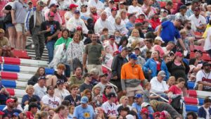 Reds, Braves ride around Bristol Motor Speedway track for player intro
