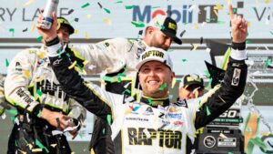 William Byron wins NASCAR Cup Series race at Iowa Speedway