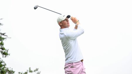 Scores, highlights, Tommy Morrison leads