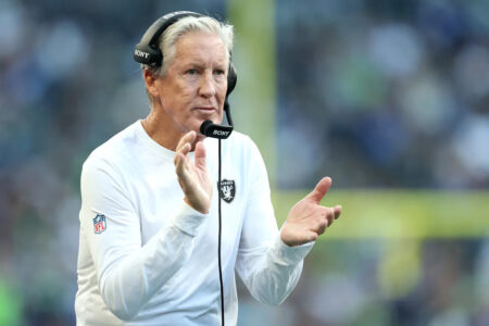 Pete Carroll defends Geno Smith after Raiders QB flipped off Seahawks fan: ‘Did you see what the sign said?’