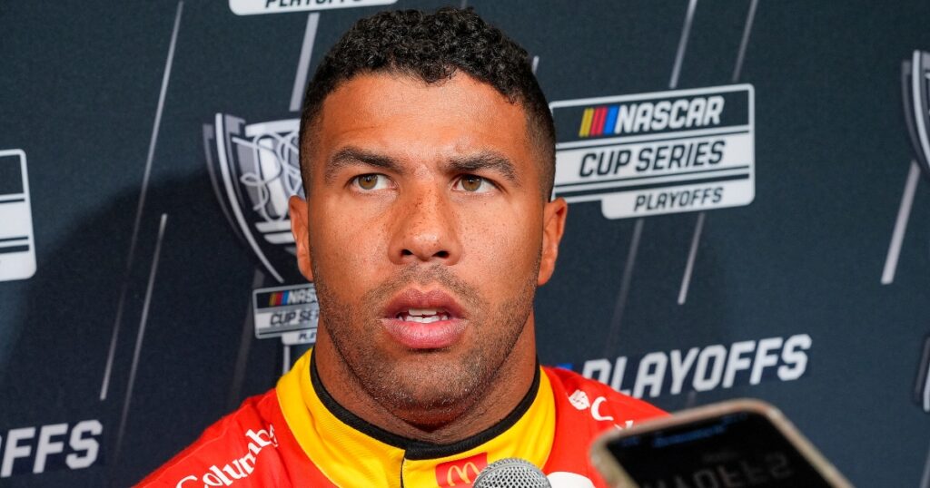 Bubba Wallace reveals feelings on whether NASCAR, officials are treating him fairly amid 23XI lawsuit
