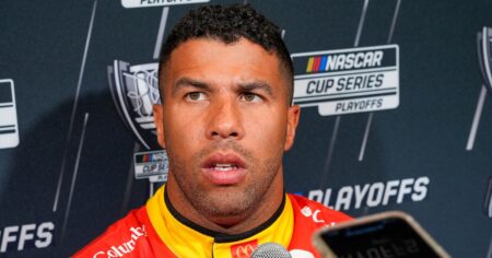 Bubba Wallace reveals feelings on whether NASCAR, officials are treating him fairly amid 23XI lawsuit