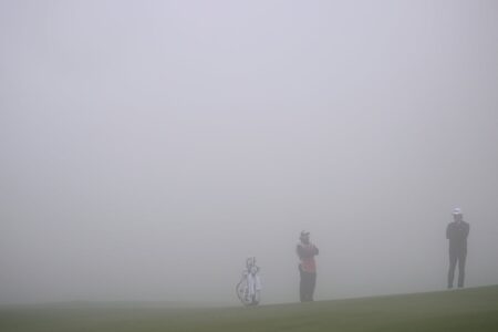 Heavy fog strikes European Masters as play suspended on DP World Tour