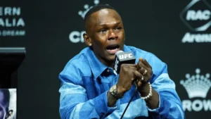 Adesanya makes bold prediction for UFC 319 main event