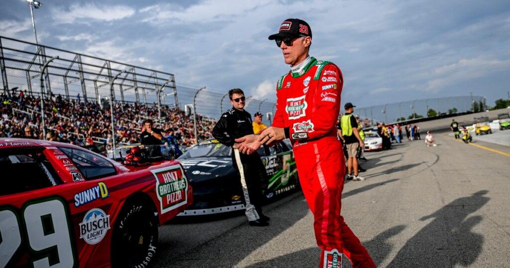 Kevin Harvick reveals details on meeting between NASCAR, him, Kyle Busch, Martin Truex Jr. that changed rules